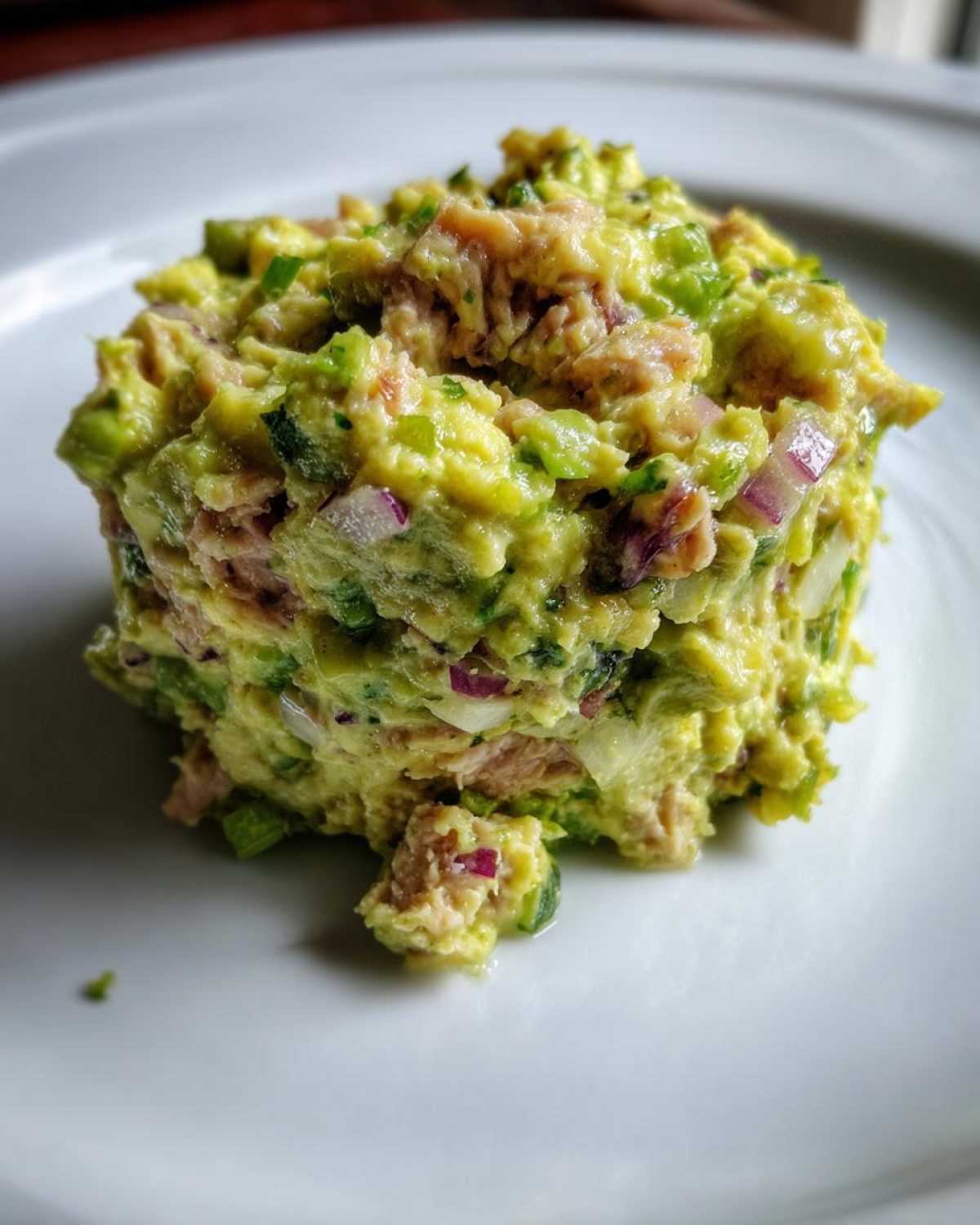 Avocado tuna salad - detail 1
