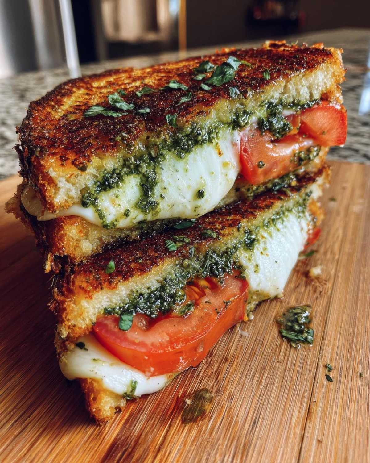 Caprese Grilled Cheese Sandwich - detail 4