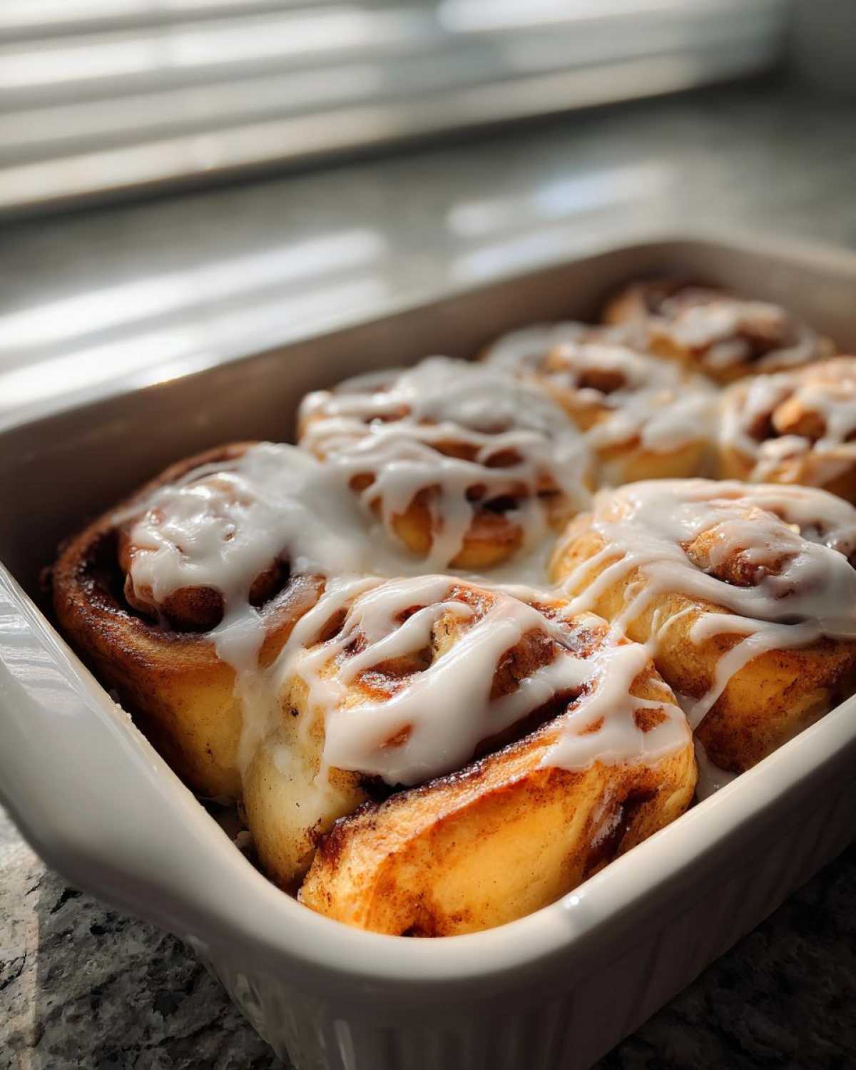 Cinnamon Rolls with Cream Cheese Glaze - detail 1