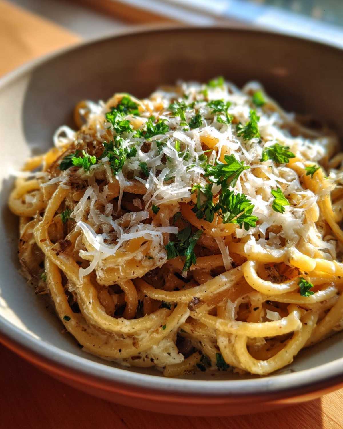 Creamy One Pot French Onion Pasta - detail 1