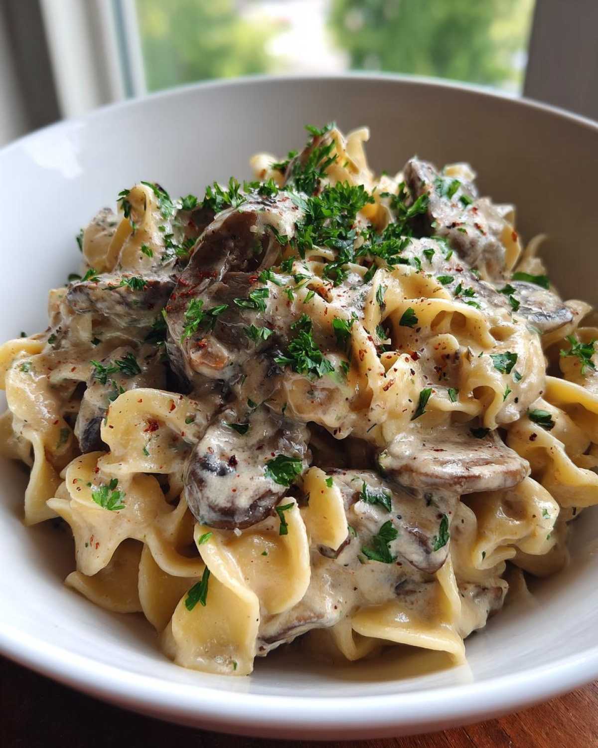 One Pot Mushroom Stroganoff - detail 2