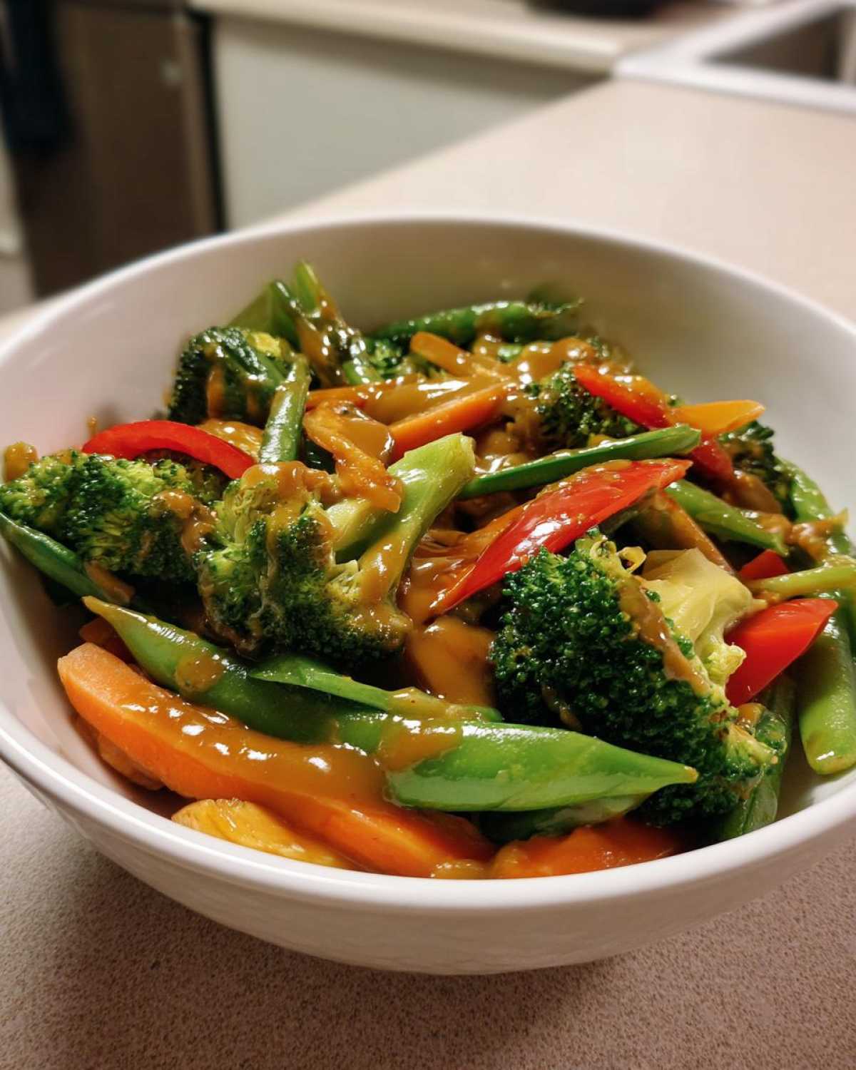 Vegetable Stir-Fry with Peanut Sauce - detail 1