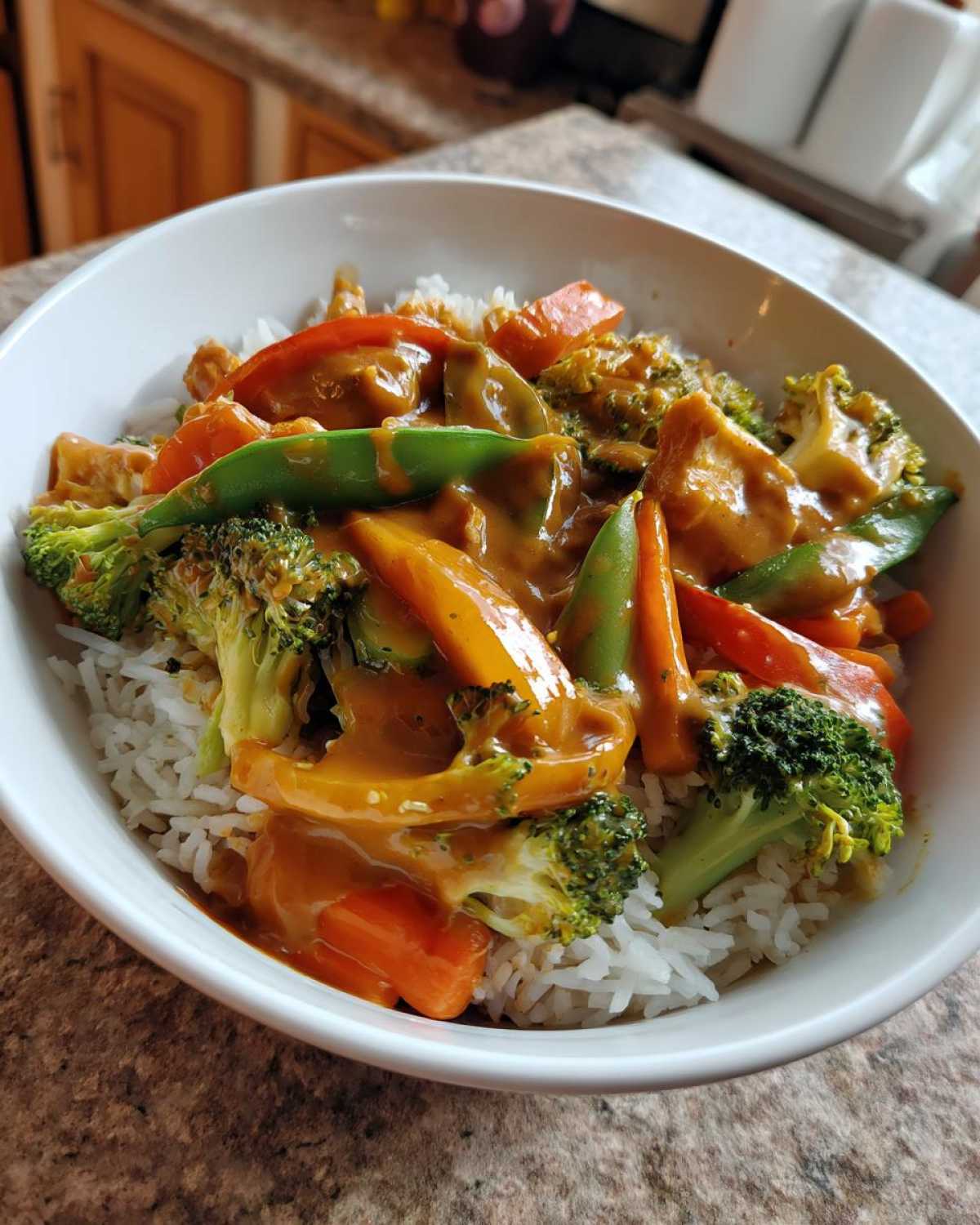 Vegetable Stir-Fry with Peanut Sauce - detail 3