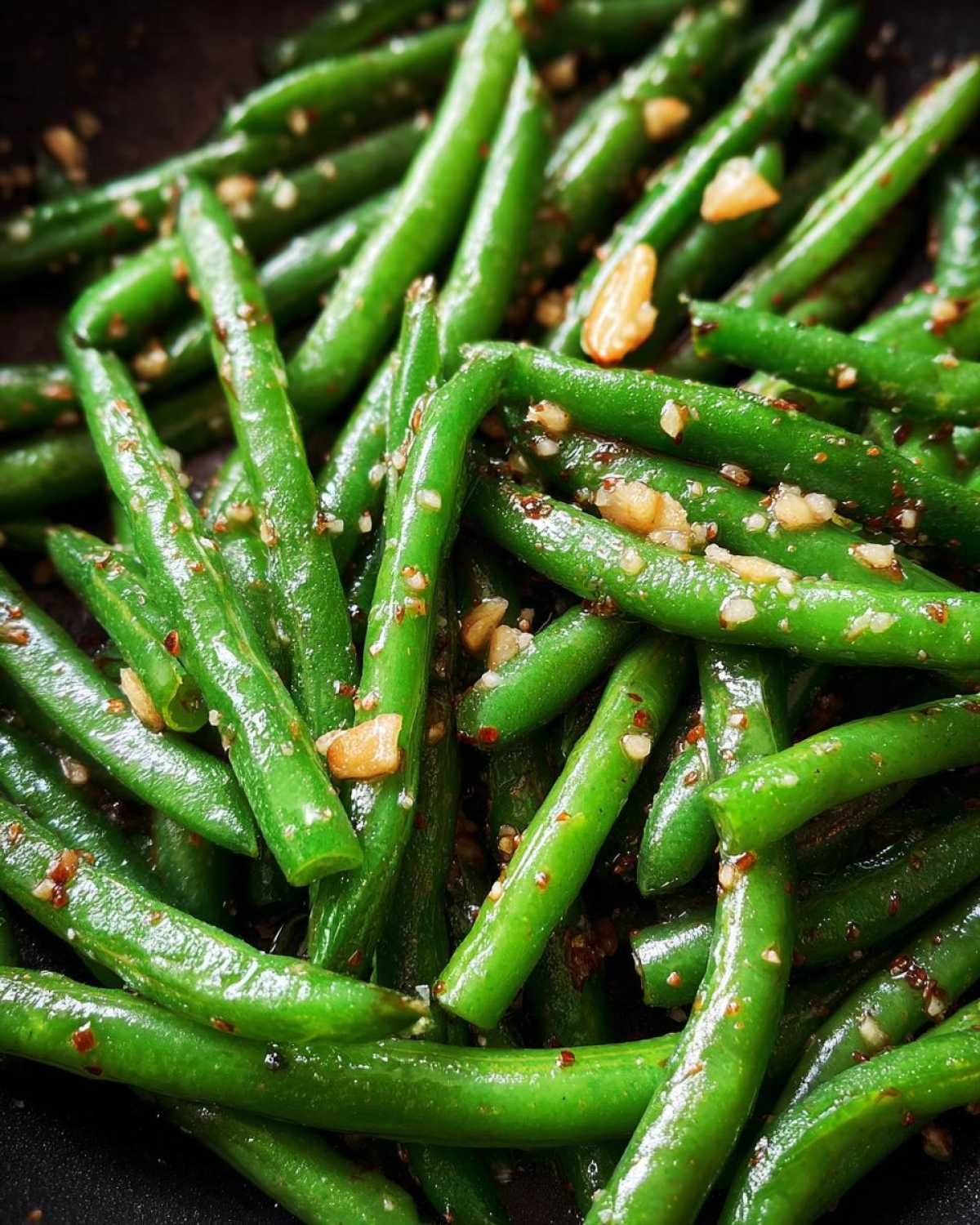Garlic Butter Green Beans (15-Minute Side) - detail 4