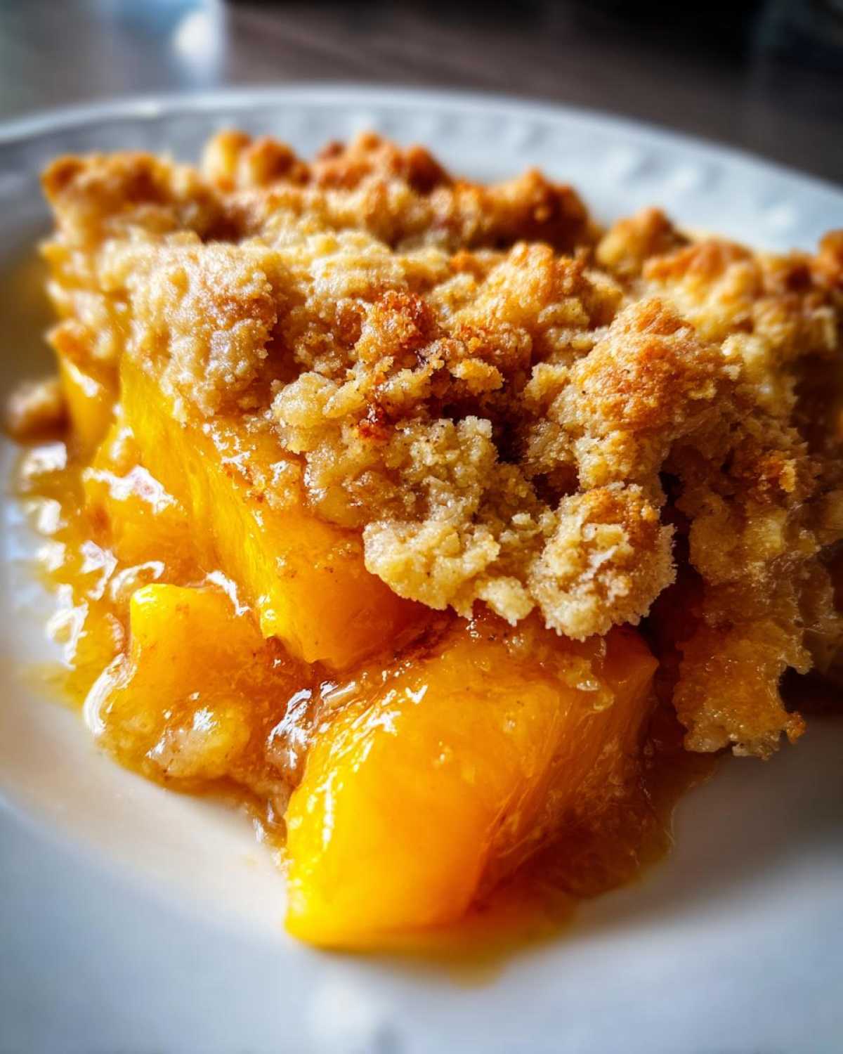 Homemade Peach Cobbler (with Fresh Peaches) - detail 1