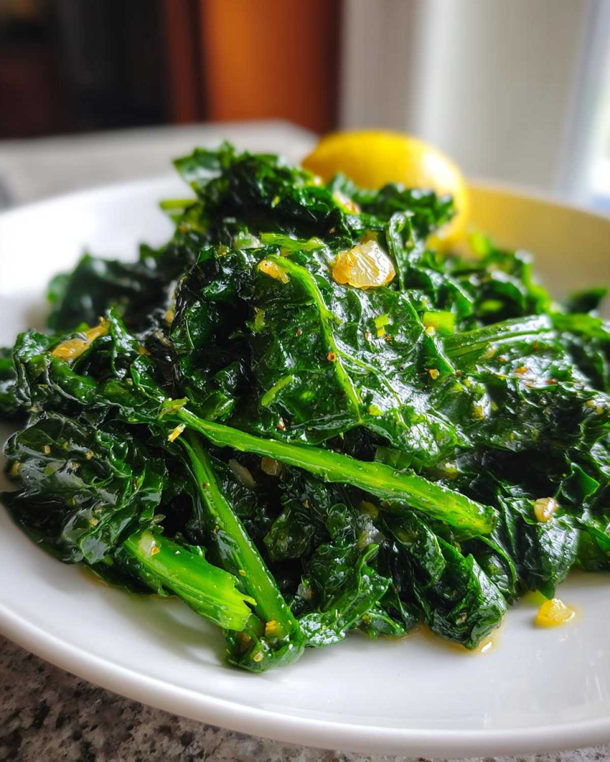 Lemony Garlic Winter Kale (5 Min) - detail 3