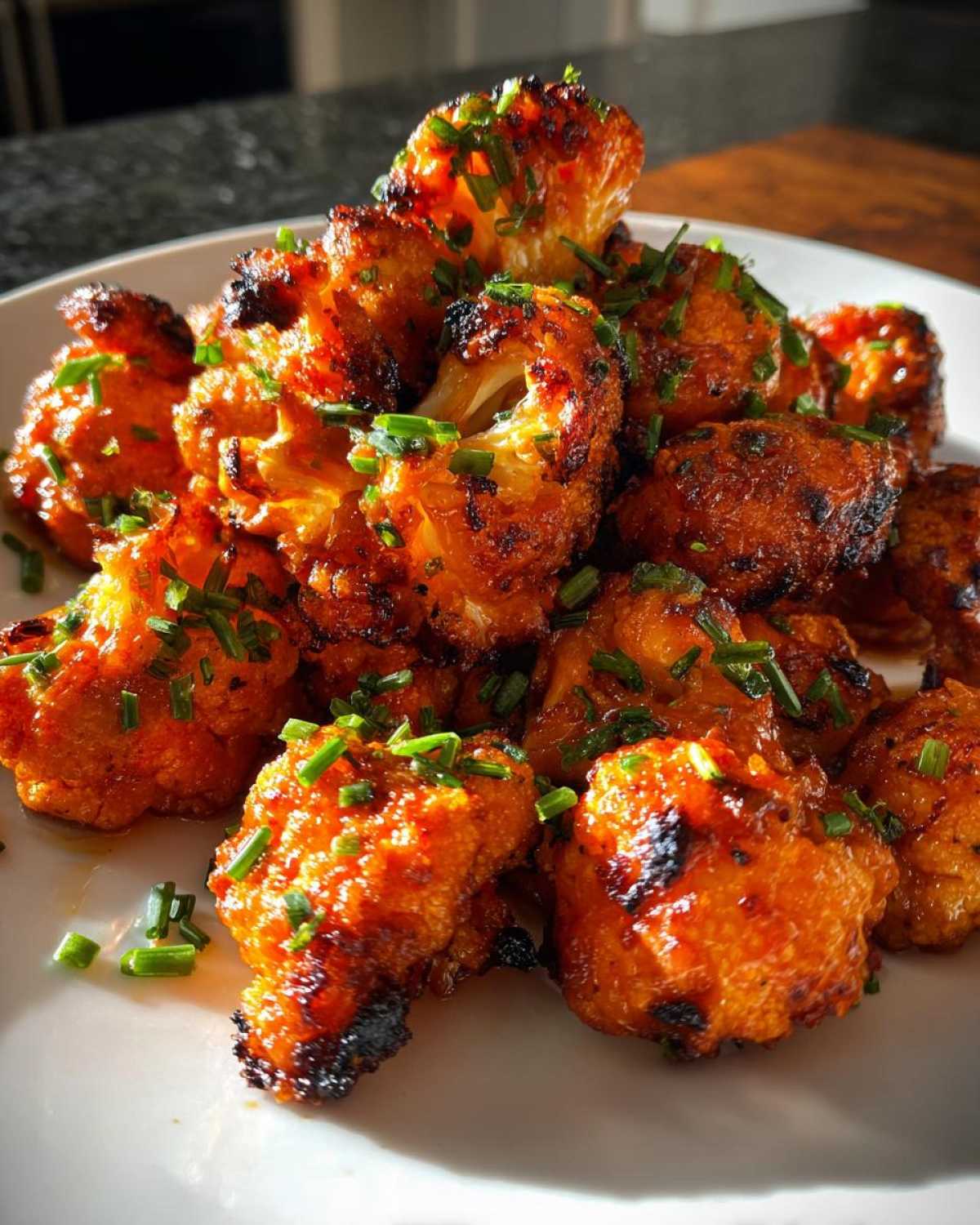 Quick Buffalo Cauliflower Bites (15 Min) - detail 2