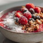 Spiced Cranberry Smoothie Bowl (10 Min)