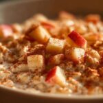 Warm Apple Cinnamon Oatmeal (5 Min)