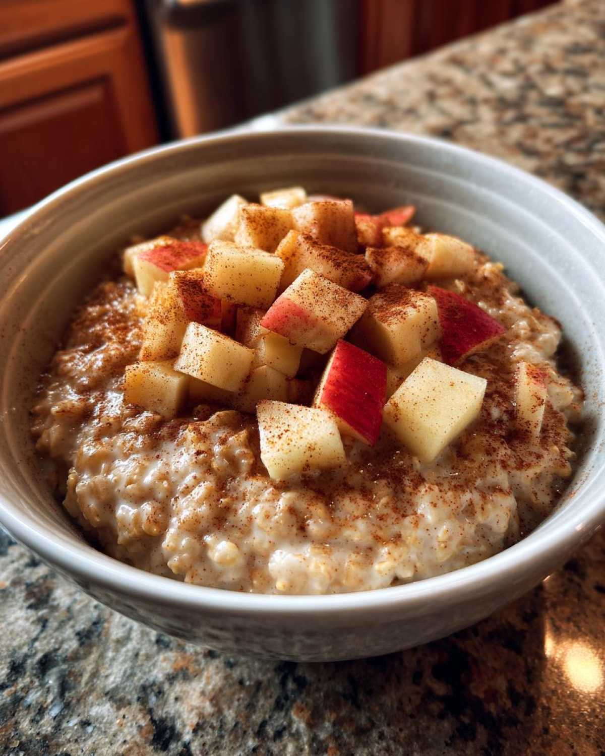Warm Apple Cinnamon Oatmeal (5 Min) - detail 3